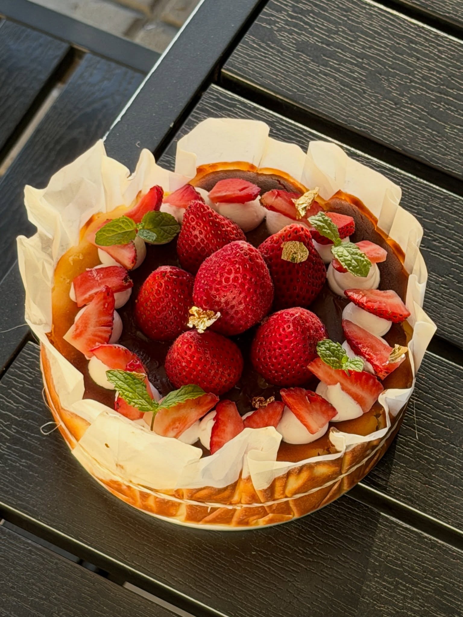 Strawberry Burnt Cheesecake